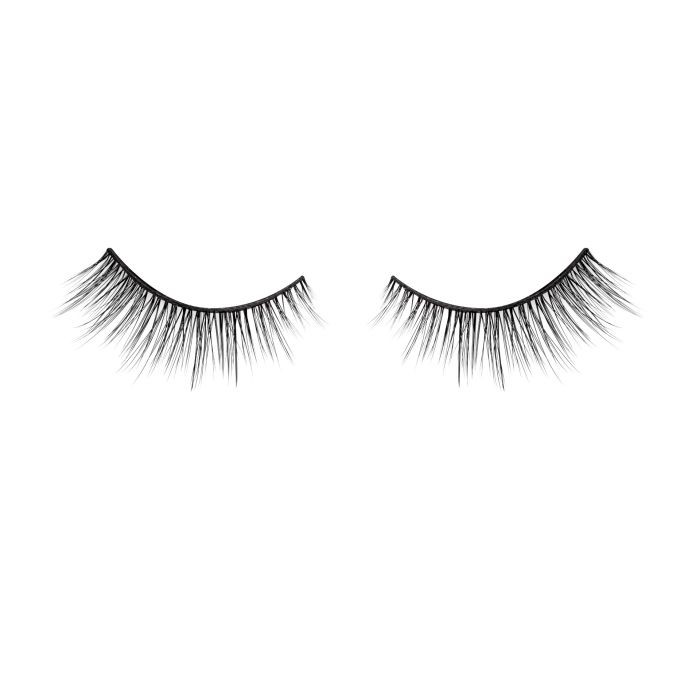 Ardell Magnetic Megahold Lash 053 showing its winged Lash Silhouette and uneven lashes isolated in white background