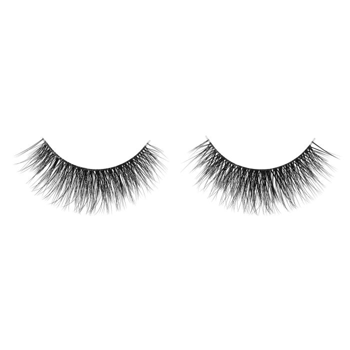 A pair of Ardell Extension FX Lash D-Curl featuring its silky-soft, fine, tapered fibers short and doll shape  lash style